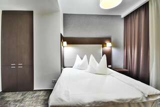 Отель Hotel Europeca Крайова Стандартный двухместный номер с 1 кроватью-13